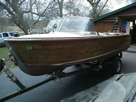 Century Ski Boat 16 V 8 Powered Amc 327 Classic Vintage 1964 For Sale
