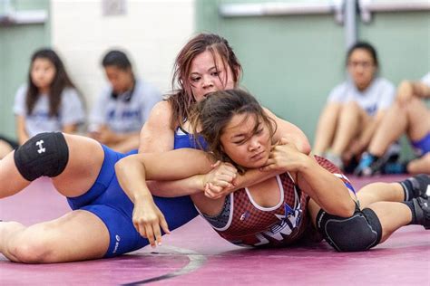 Female Wrestling Telegraph