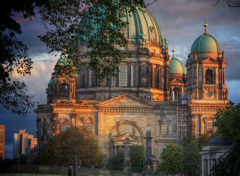 Check spelling or type a new query. Eine Kirche in Berlin Foto & Bild | architektur ...