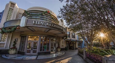 Buena Vista Street At Disneylands California Adventure To Reopen For