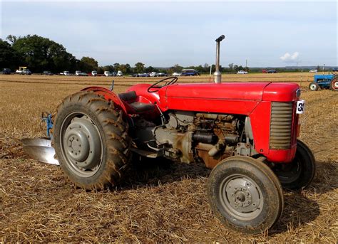 Massey Ferguson 65 Vintage Tractors Massey Tractor Tractors