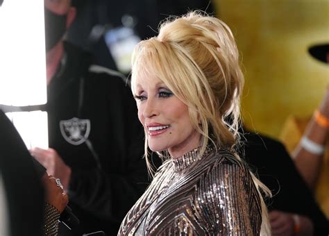 Dolly Parton Is Not Currently On Life Support Snopes Com