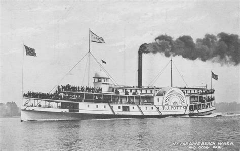 Steamboat In The Industrial Revolution