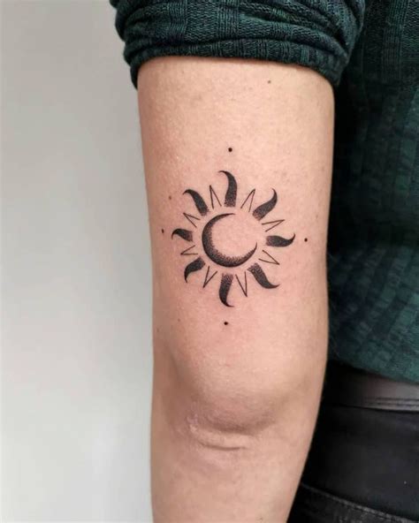 Sun And Moon Intertwined Tattoo Design 2 Sun Tattoo Designs Sun