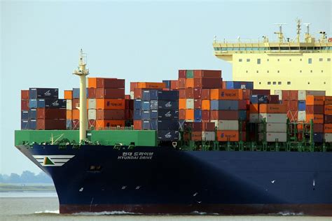 10 Largest Container Shipping Companies In The World 2024