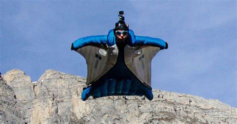 Scary Video Shows Daredevil Base Jumpers Narrowly Avoid Mid Air