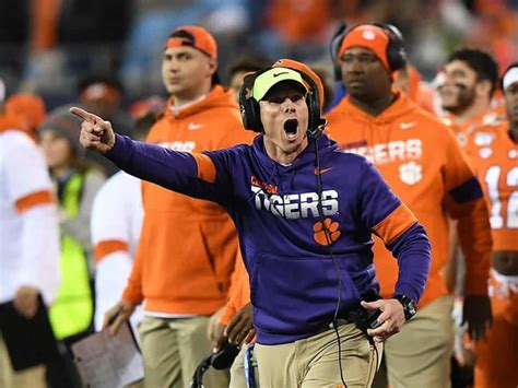 Oklahoma Reportedly Finalizing Deal With Clemson Defensive Coordinator Brent Venables To Become