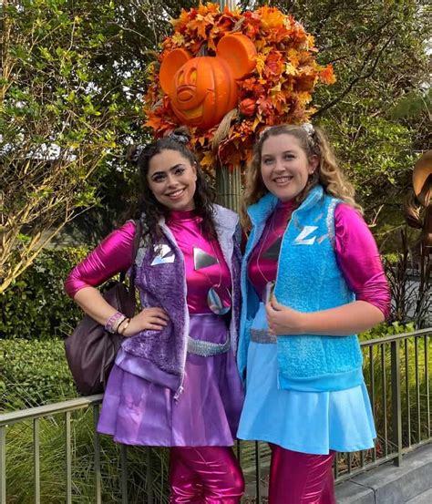 15 Easy Diy Disney Halloween Costume Ideas For Adults Wanderlust With Lisa Vlr Eng Br