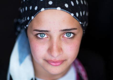 100 years of women refugees in 63 riveting photos huffpost