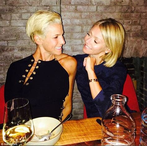 Kelly Ripa Celebrates Her 44th Birthday With Cake A Date Night And A