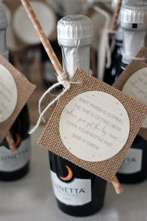 20 Simple And Very Cute Baby Shower Favors Shelterness