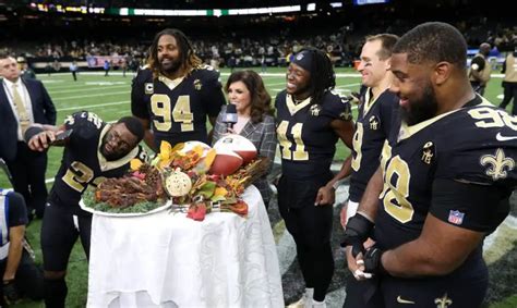 The Story Behind Americas Nfl On Thanksgiving Day Football Tradition