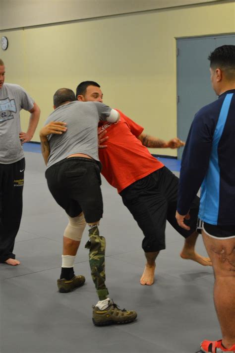 Wounded Warriors Maintain Fighting Spirit On The Mat Article The United States Army
