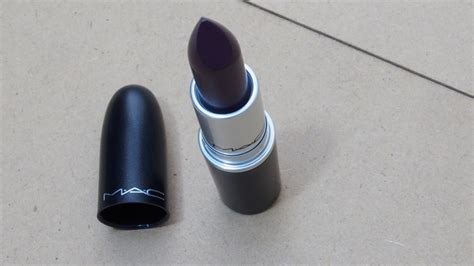 Lip Filed 002 Mac Pro Lipstick In Smoked Purple Katsy F