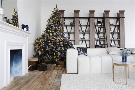 How To Decorate Your 2022 Christmas Tree Is Decor Trends