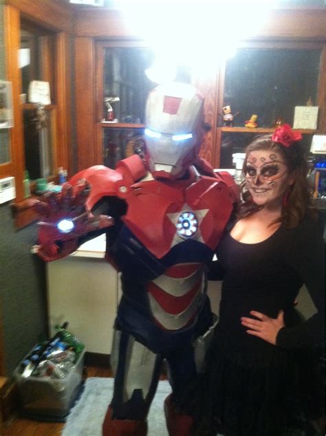 This Guy Made His Iron Man Costume Out Of Foam Took Him 3 Months