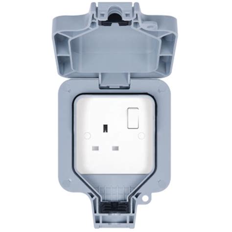 Ip66 1 Gang Weatherproof Single Outdoor Switched Socket 13a Equal To Bg