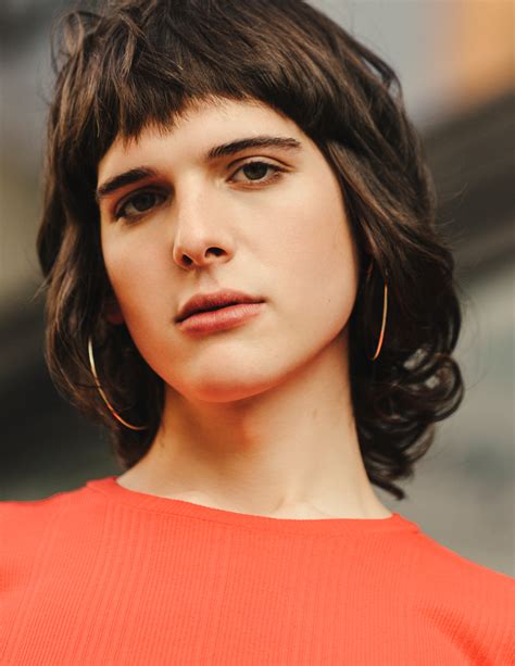 Meet Hari Nef The First Trans Woman Signed To Img Worldwide Vogue