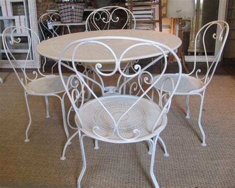 When buying a garden table, do not forget that it should match the height and style of the chairs you already have. Antiques Atlas - Antique Garden Table And 4 Chairs