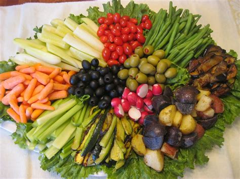 Dalias Daily Dish Crudites Platter