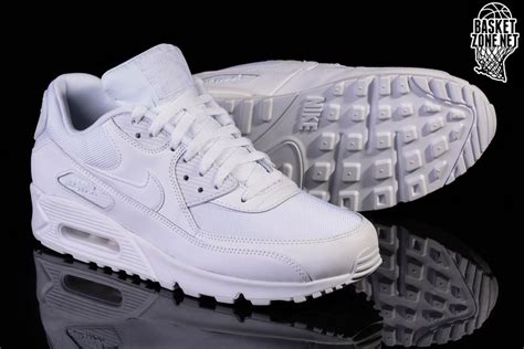 Nike Air Max 90 Essential Triple White Pour €12250