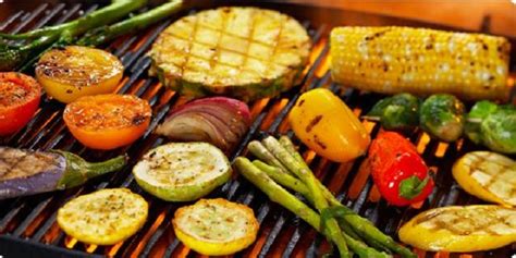 It will make the best bbq chicken, beef, ribs… sometimes i use it on. Wait, You Can Grill That? 3 Vegan-Friendly Additions To ...