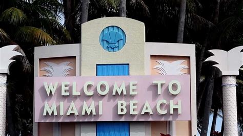 Welcome To Miami Beach Sign Series Youtube