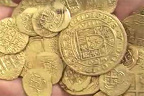 Florida Treasure Hunters Find Gold Coins On 1715 Shipwreck