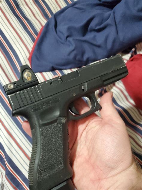 SOLD KJW Glock 17 RMR HopUp Airsoft