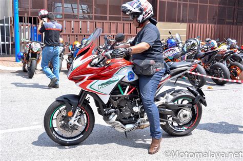The mv agusta malaysia lifestyle centre is open from monday to friday from 9.00 am to 7.00 pm. 2017 MV Agusta Lifestyle Centre Launch Motomalaya_19 ...