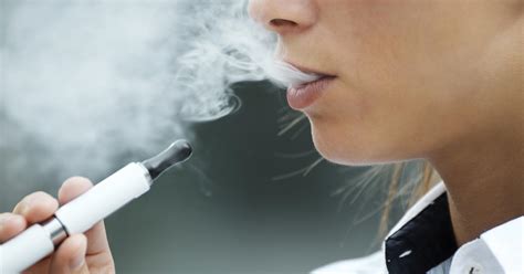 delaware health officials investigating 3 potential cases of vaping related lung disease cbs