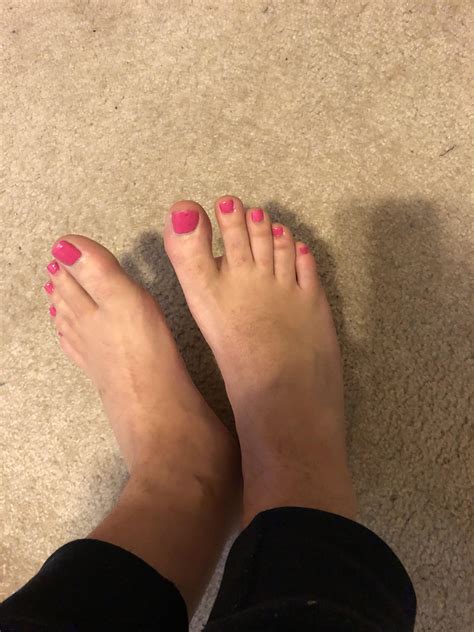 Painted My Toes Pink This Morning 💗 Rmalepolish