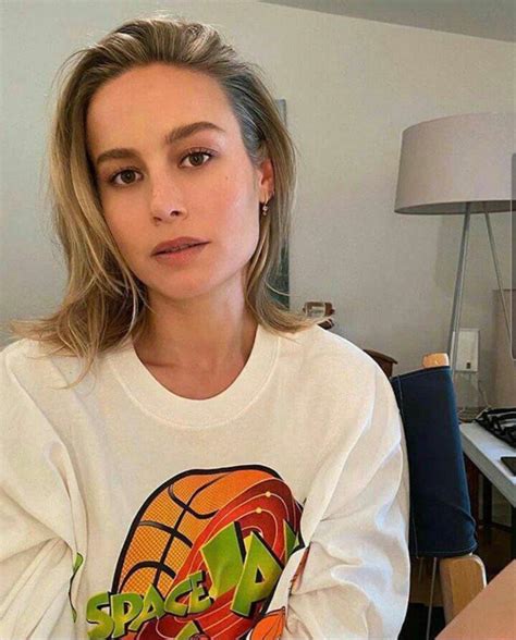 i bet brie larson would love to watch us suck each others cocks r gayforcelebs