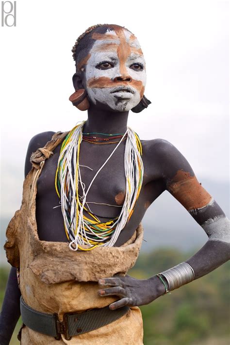 Omo Valley Tribes Photos Southern Ethiopia Surma Suri Lip Plate Scarification Body Paint