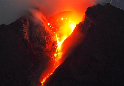 Mount Merapis Eruptions Photos The Big Picture