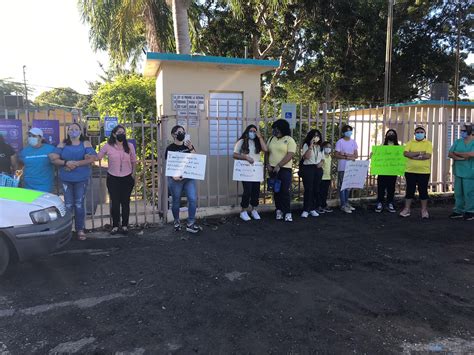 Comunidad En Lajas Manifiesta Rechazo A Cierre De Escuela Primera Hora