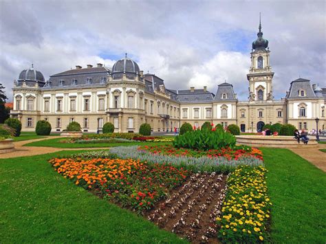 Top five Hungarian castles with beautiful garden - PHOTOS - Daily News ...