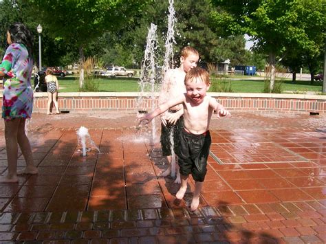 Topeka St Jayden And Javen Playing In The Waterpark On Topek Flickr