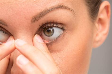 7 Complications Of Untreated Chronic Dry Eye Luis C Omphroy Md