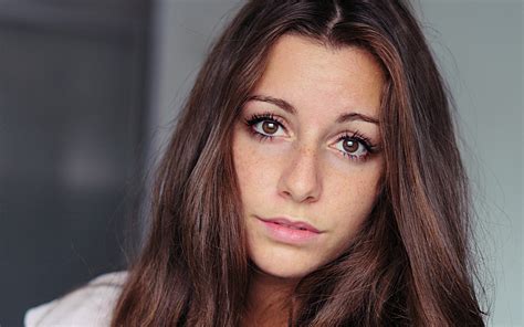 Brown Eyed Brunette Freckles Wallpaper HD Girls K Wallpapers Images Photos And Background