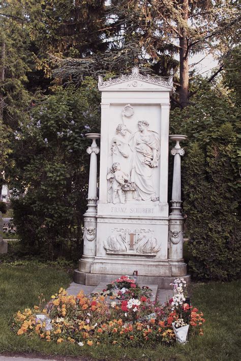 Franz Peter Schuberts Grave Der Wiener Zentralfriedhof W Flickr