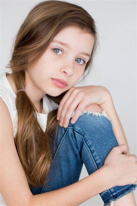 Teen Model Sharona Telegraph