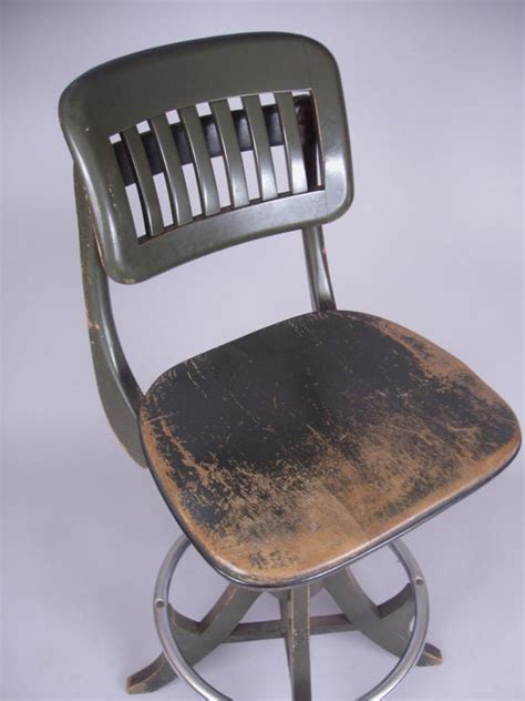 The sadia drafting chair combines a modernthe sadia drafting chair combines a modern minimalist design with pleasant comfort and ergonomics. Antique Adjustable Drafting Chair by Sikes at 1stdibs