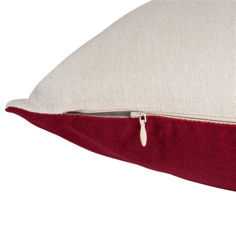 40 x 40 cm matière : Coussin en velours rouge 30 x 50 cm | Maisons du Monde