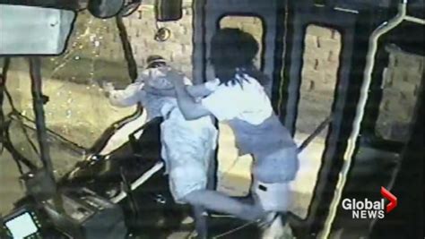 shocking video shows bus passenger fighting off knife wielding man national globalnews ca
