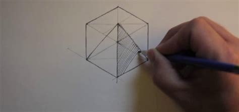 How To Draw A Square Pyramid On Isometric Dot Paper