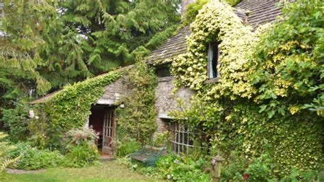 A Joyful Cottage Tour Of The Old Smithy Cottage In Wales