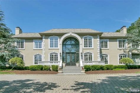 Former Nj Mansion Of Sean Diddy Combs On Market For 42m Photos