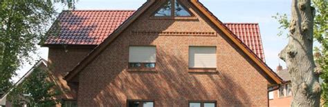 Eigentumswohnungen eignen sich gut für wgs oder für junge paare und sind in bottrops altstadt oft schon ab 800 €/m² zum kauf zu sehen, so dass sich hier. Haustyp Bottrop, Landhaus Friesenhaus Villa ...