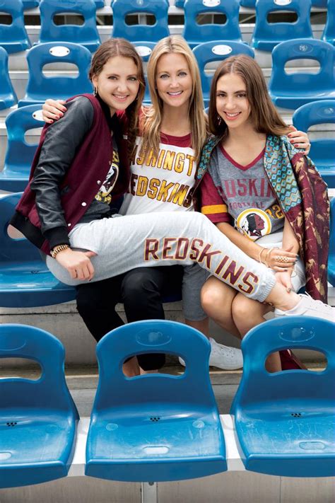 Tanya Snyder Tanya Snyder And Daughters Showing Their Redskins Spirit